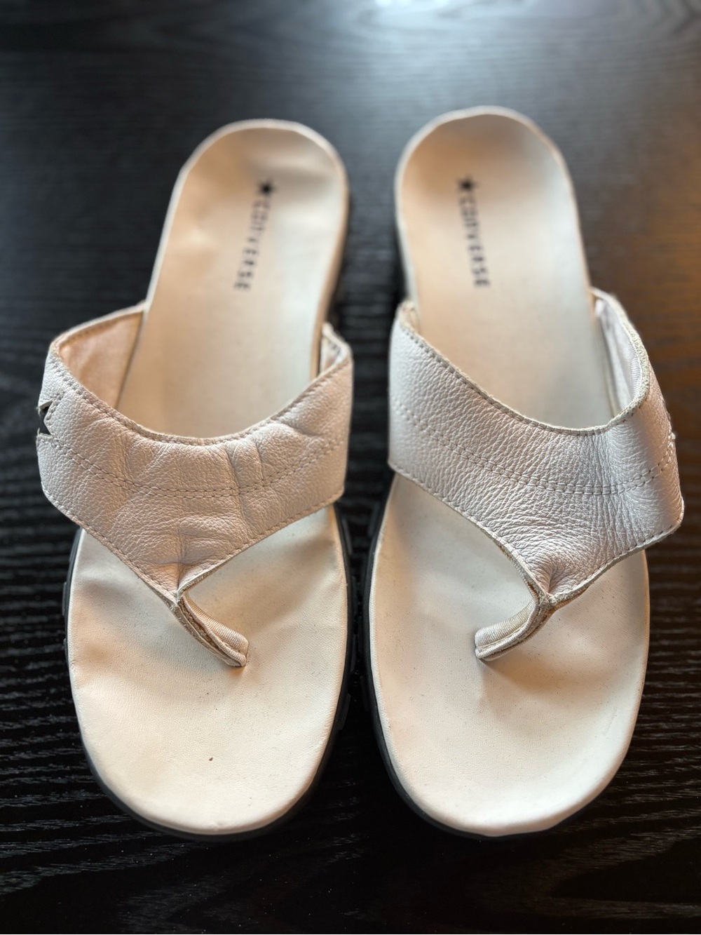 CONVERSE White Leather Thong Sandals